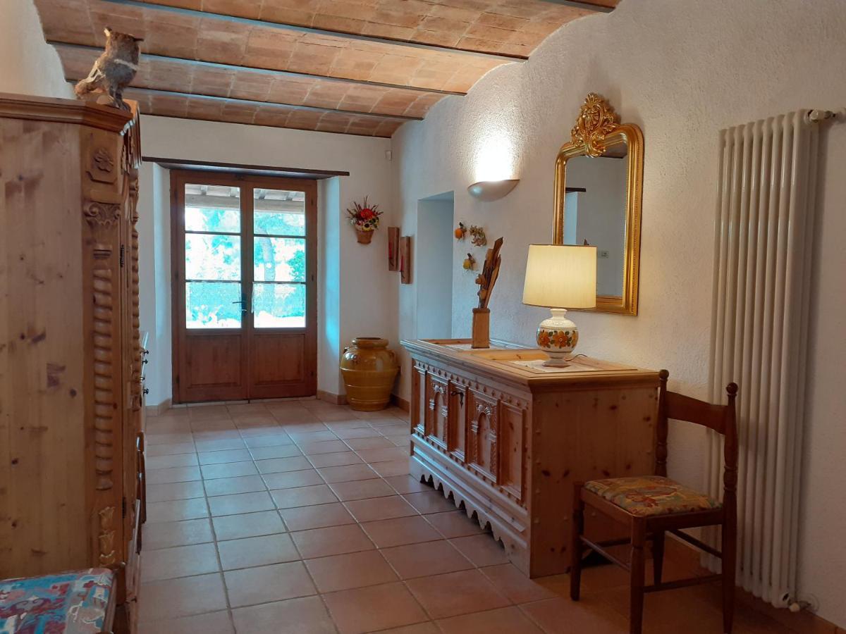 Podere Belvedere Classic Tuscan Villa Magliano in Toscana