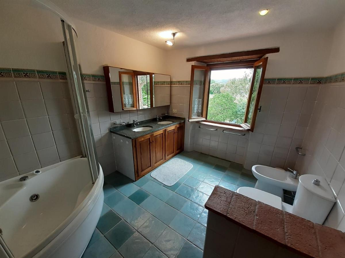 Villa Podere Belvedere Classic Tuscan Magliano in Toscana